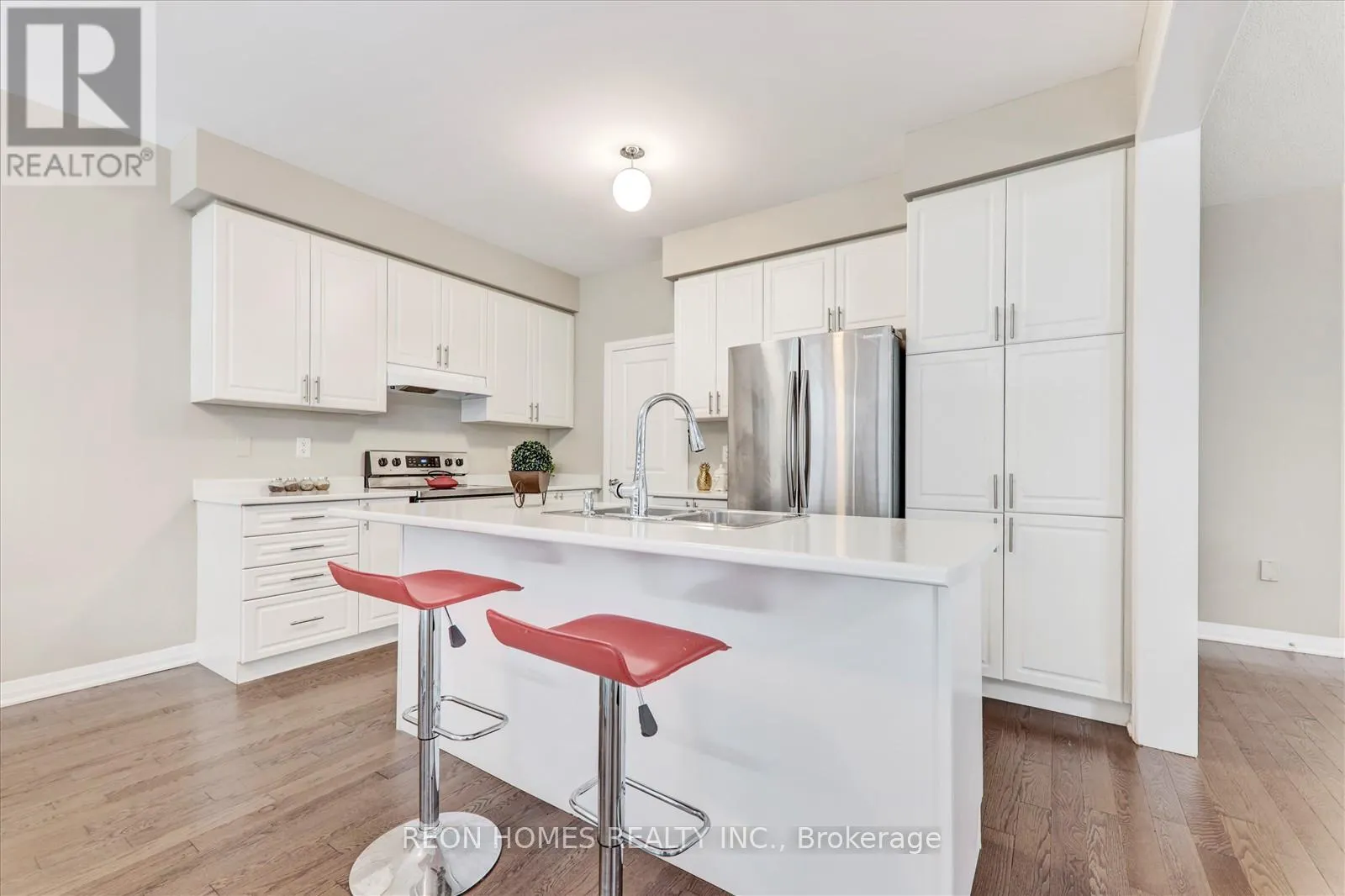 38 CROWS NEST LANE