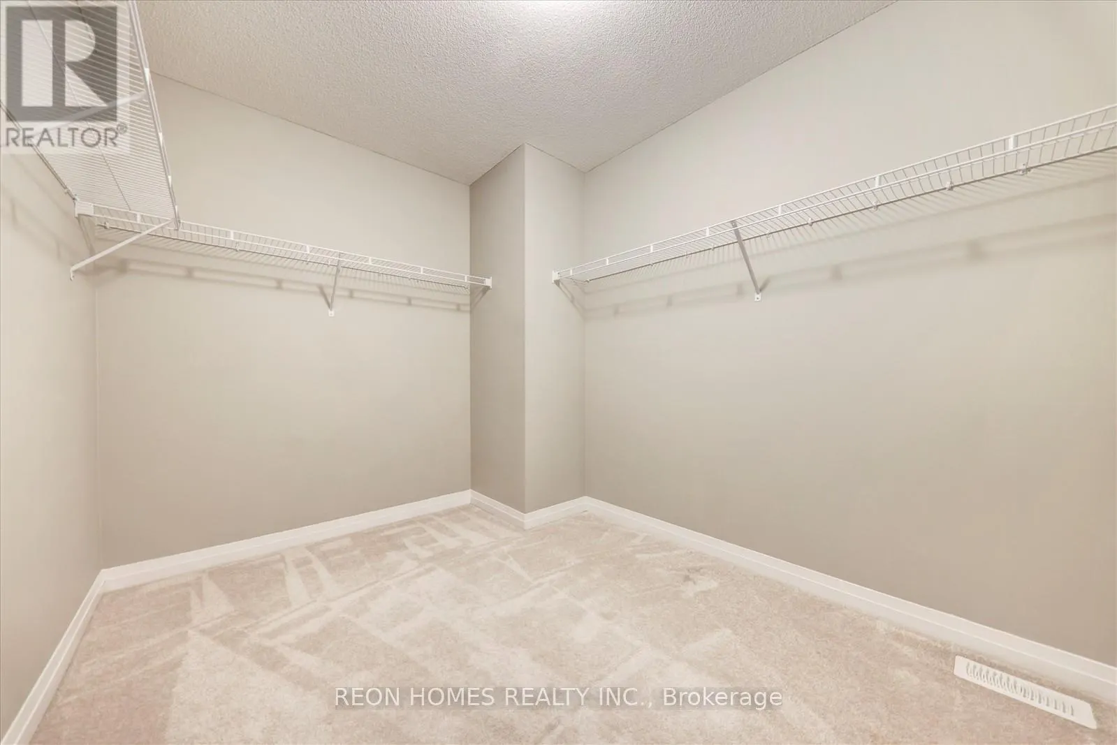 38 CROWS NEST LANE