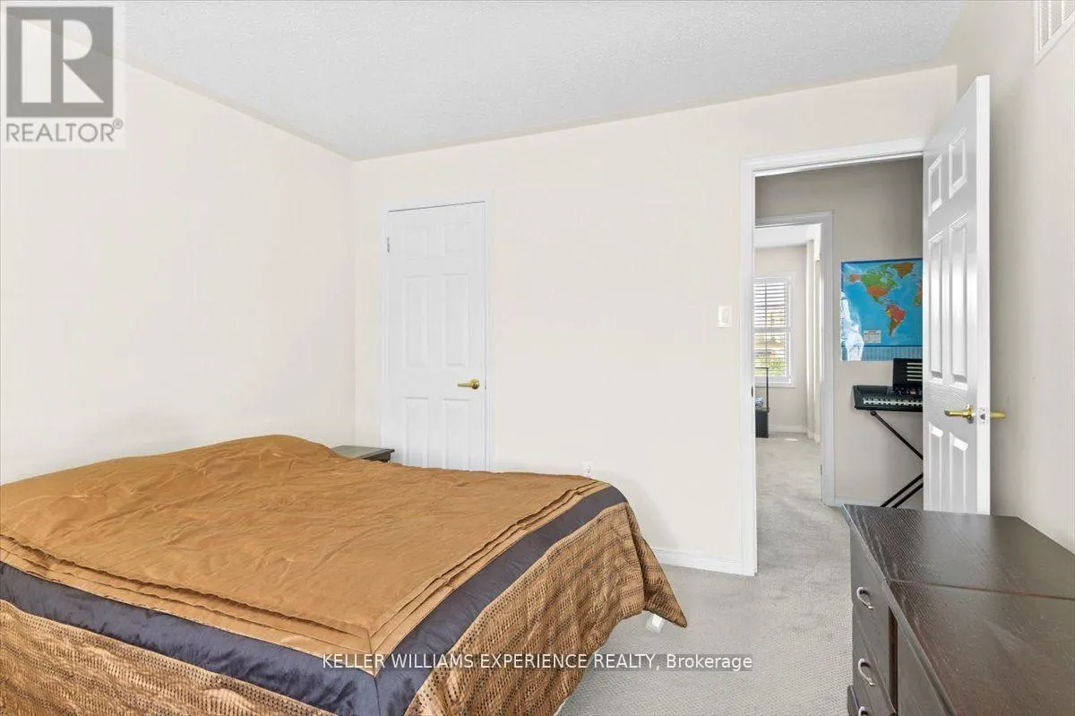11 - 113 CHAPMAN DRIVE