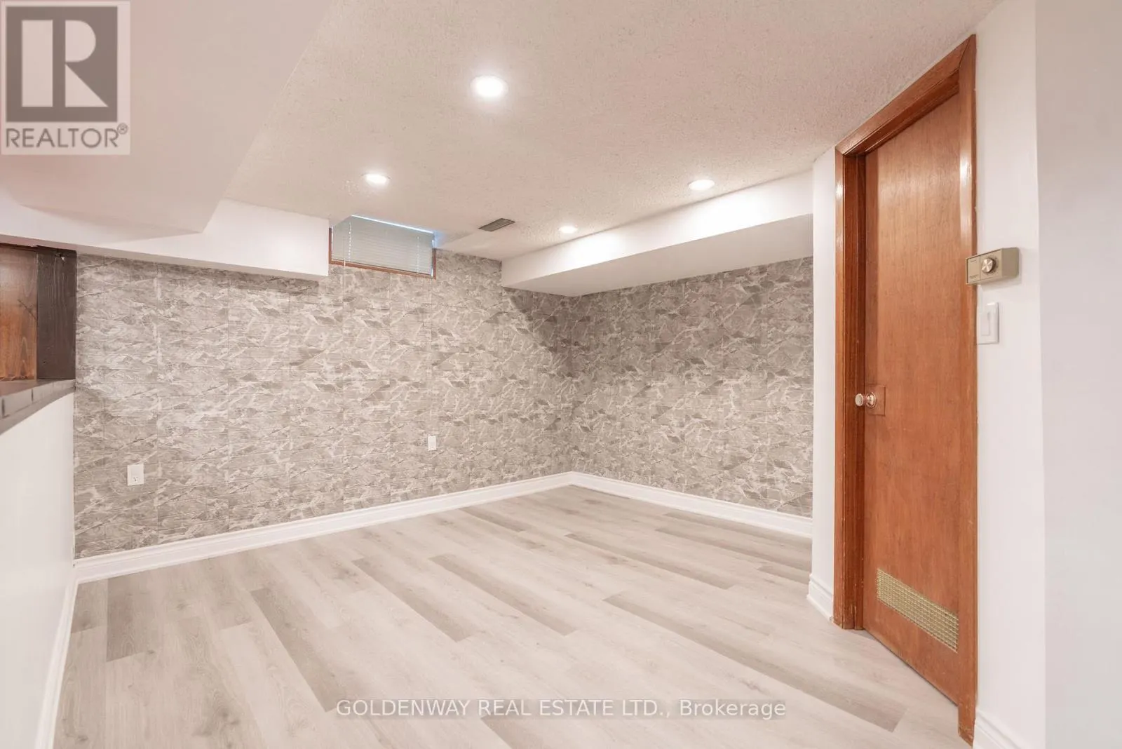 126 HAVEN HILL SQUARE