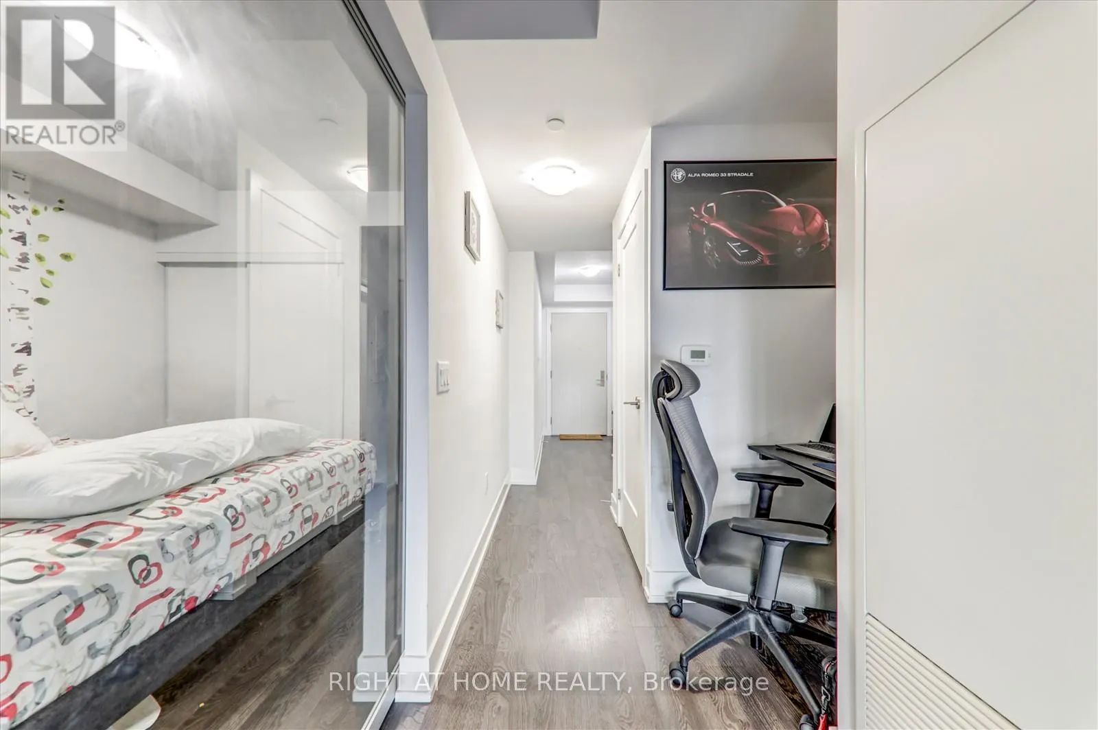 321 - 2550 SIMCOE STREET N