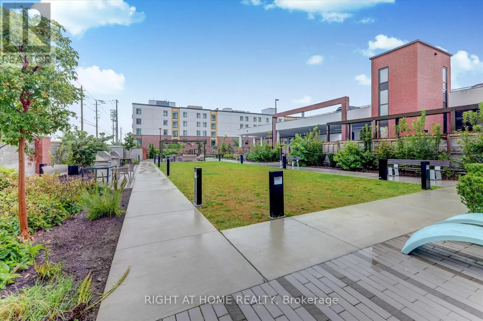 321 - 2550 SIMCOE STREET N