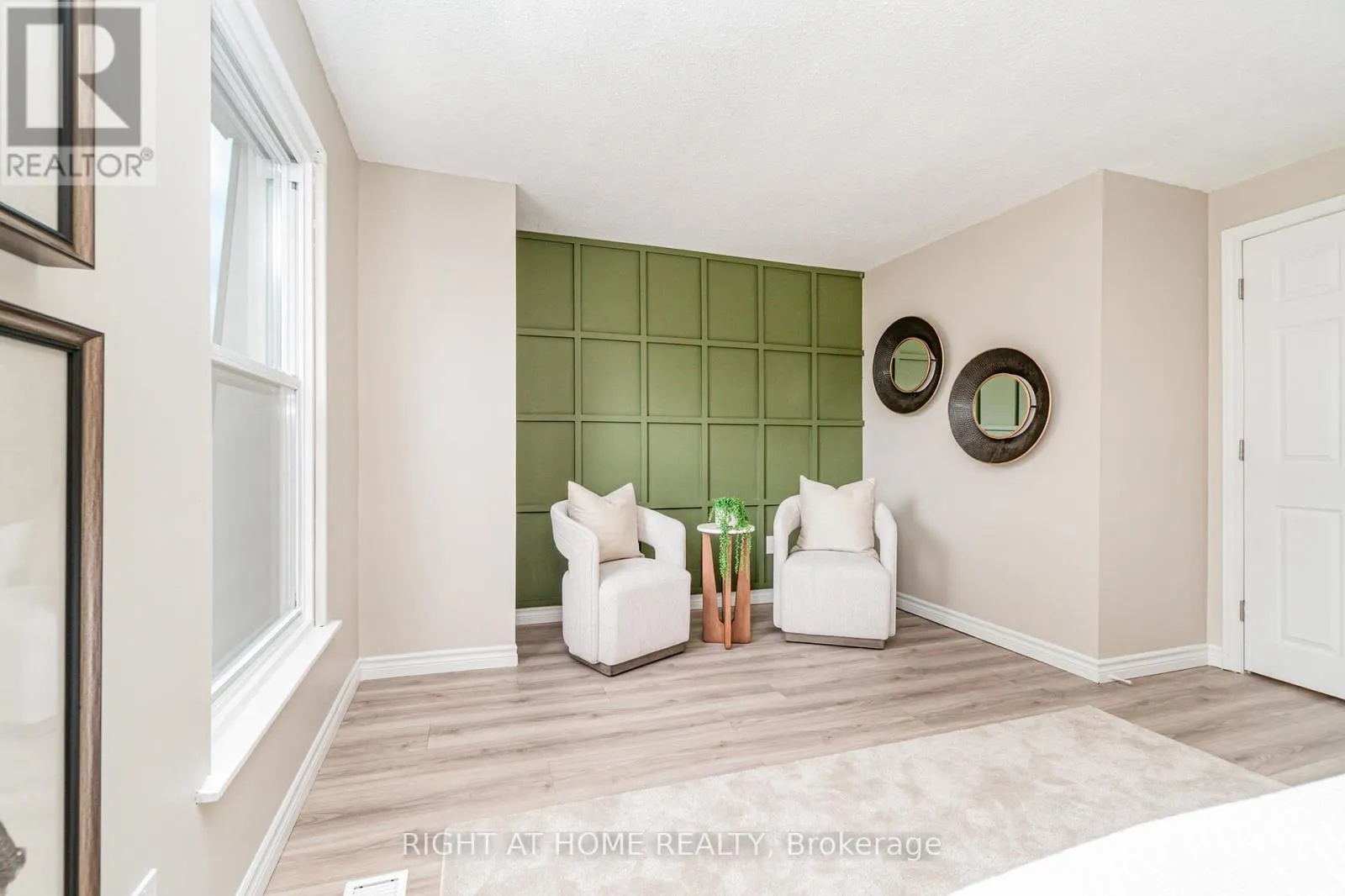 50 ROSER CRESCENT