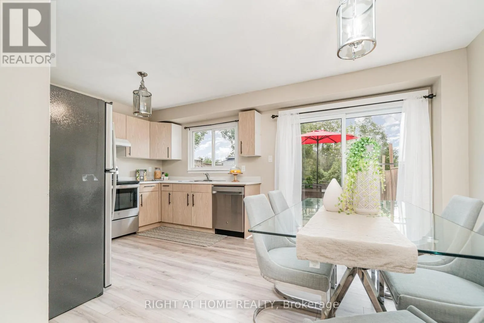50 ROSER CRESCENT