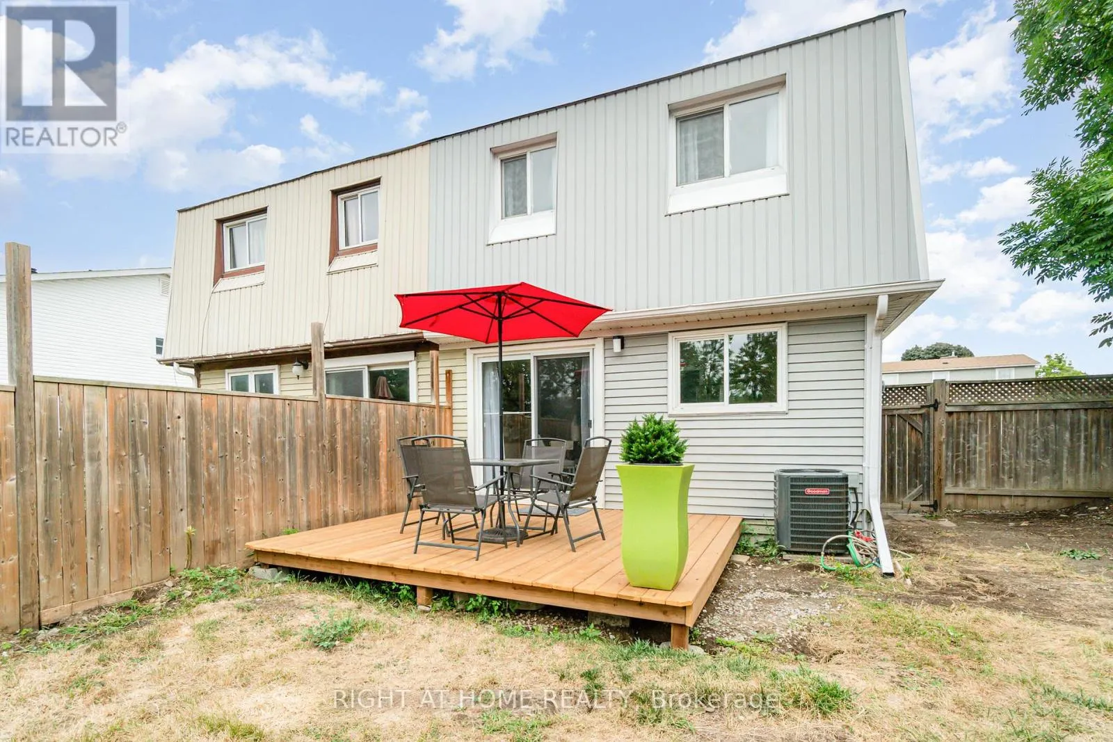 50 ROSER CRESCENT