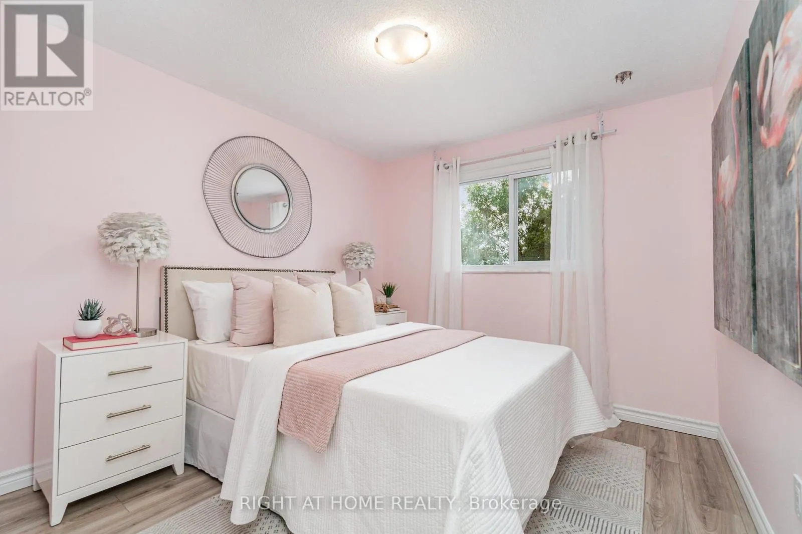 50 ROSER CRESCENT