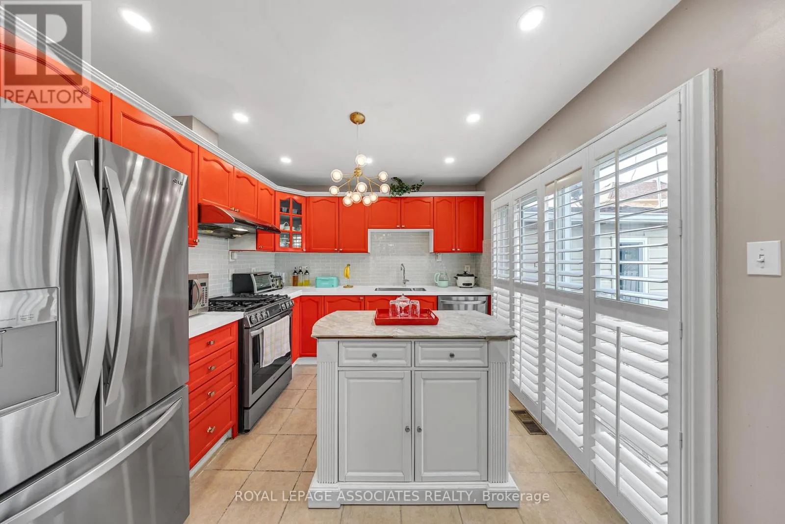 41 PINOAK STREET