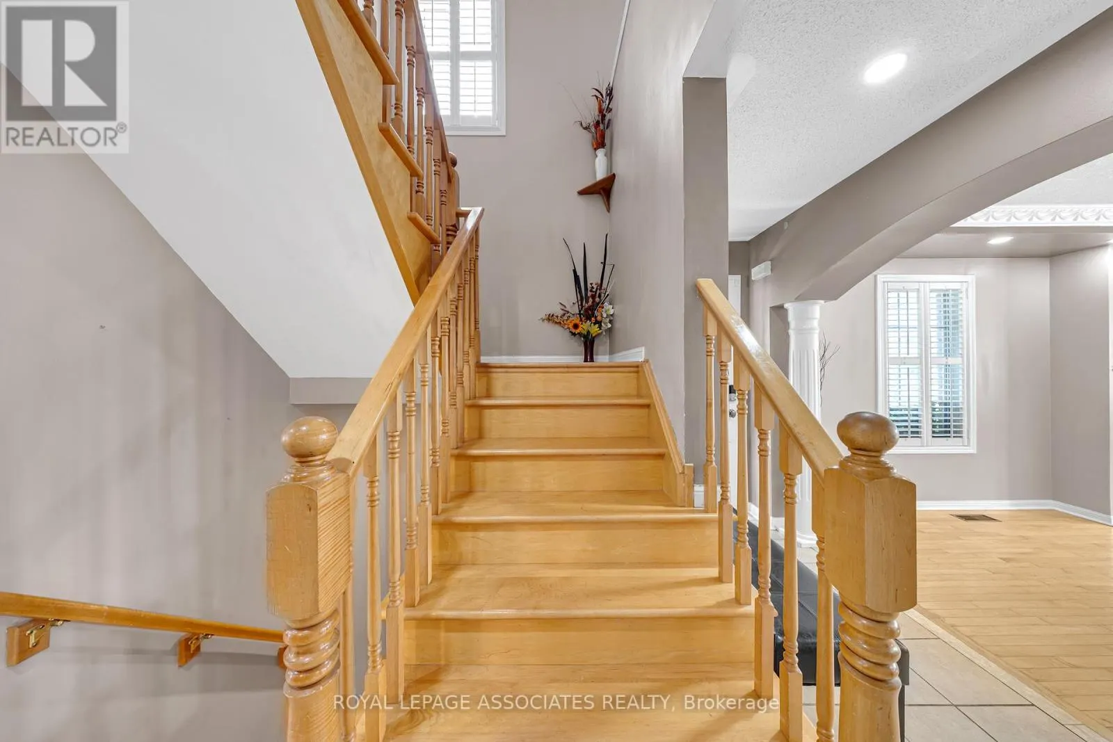 41 PINOAK STREET