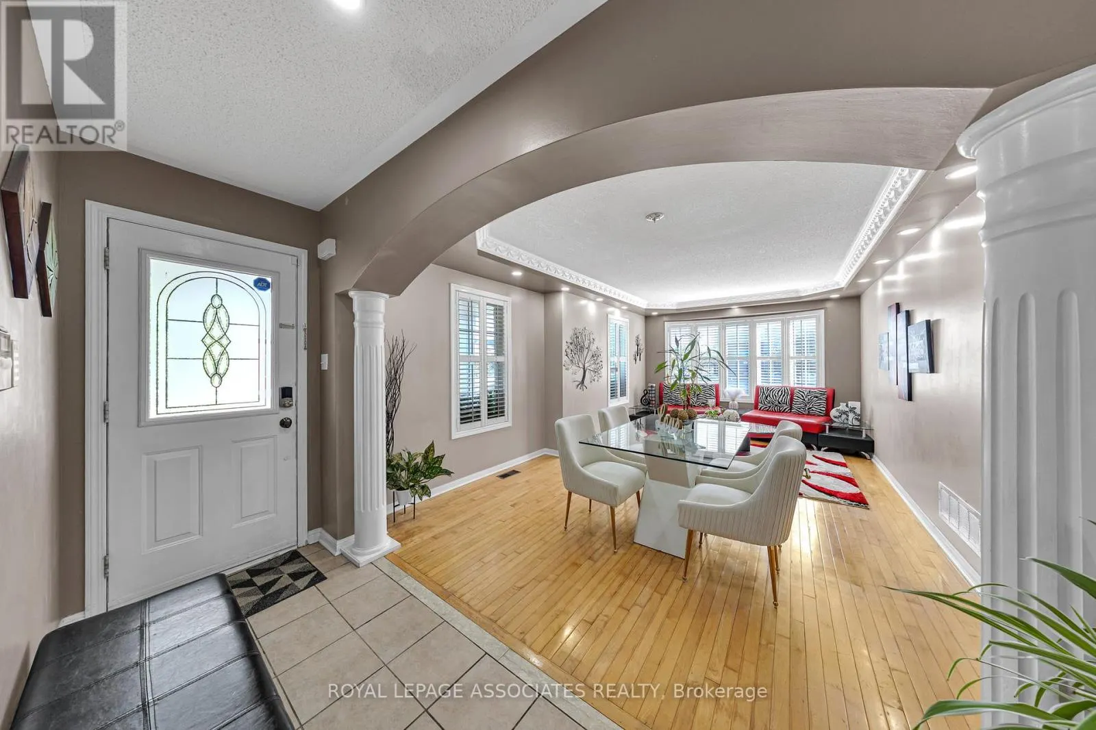 41 PINOAK STREET