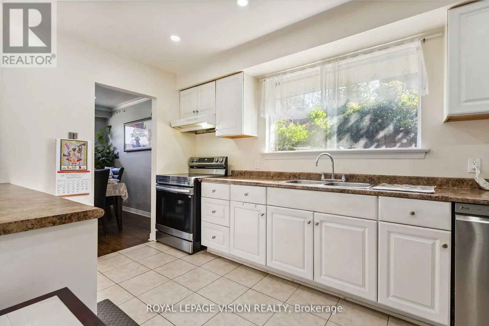 MAIN - 58 DOLLY VARDEN BOULEVARD