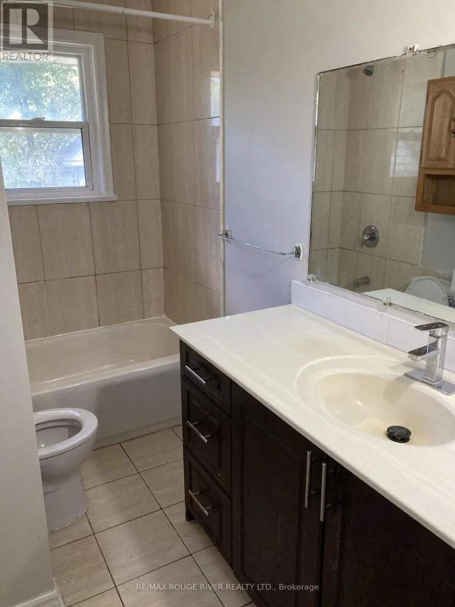 152 THICKSON ROAD N