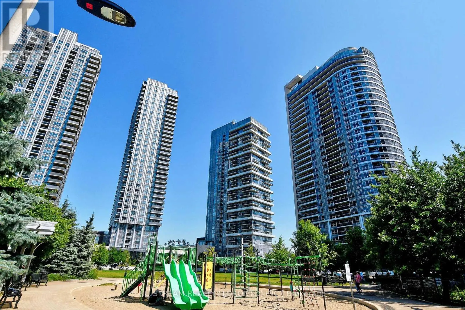 2403 - 225 VILLAGE GREEN SQUARE
