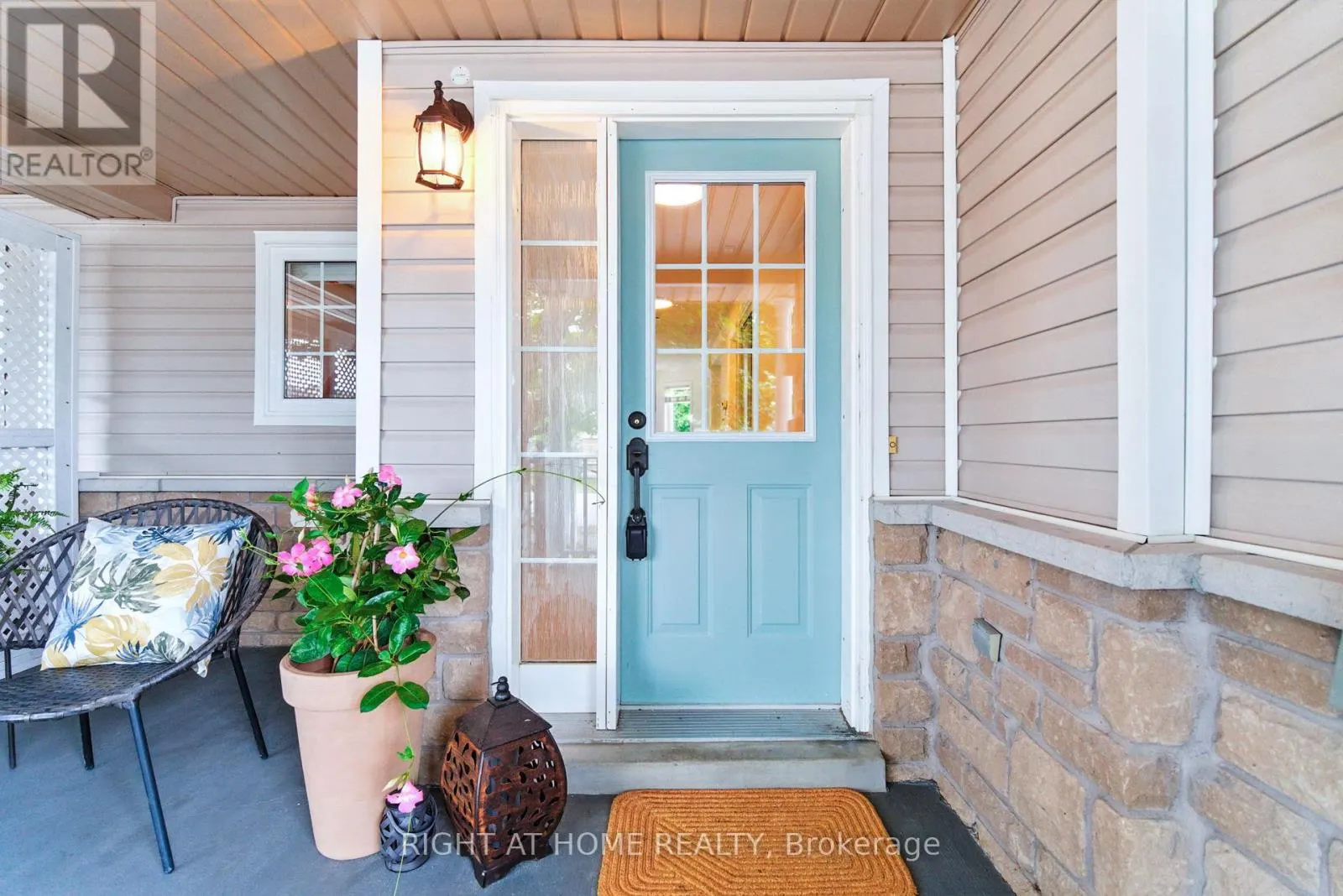 61 CORIANNE AVENUE