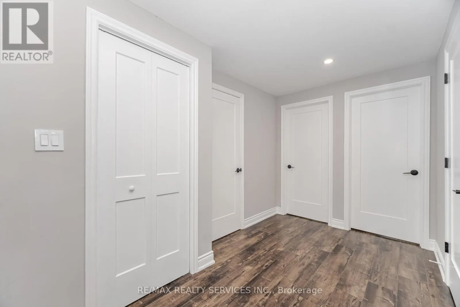 641 DEAUVILLE COURT