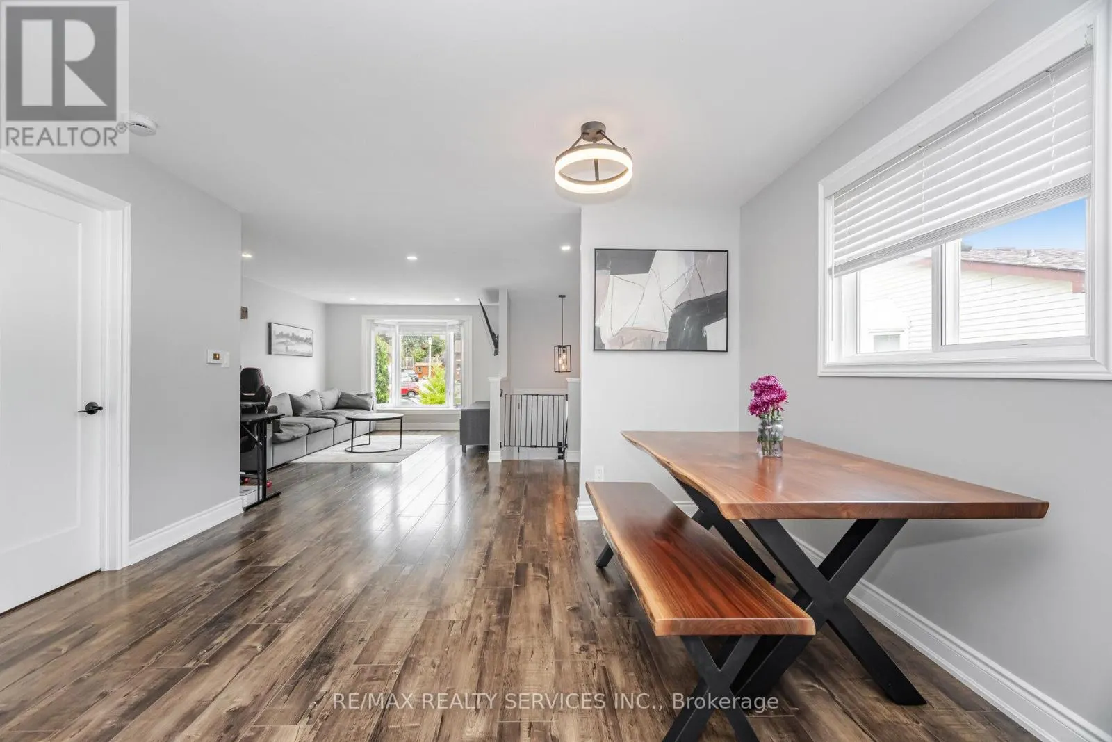 641 DEAUVILLE COURT