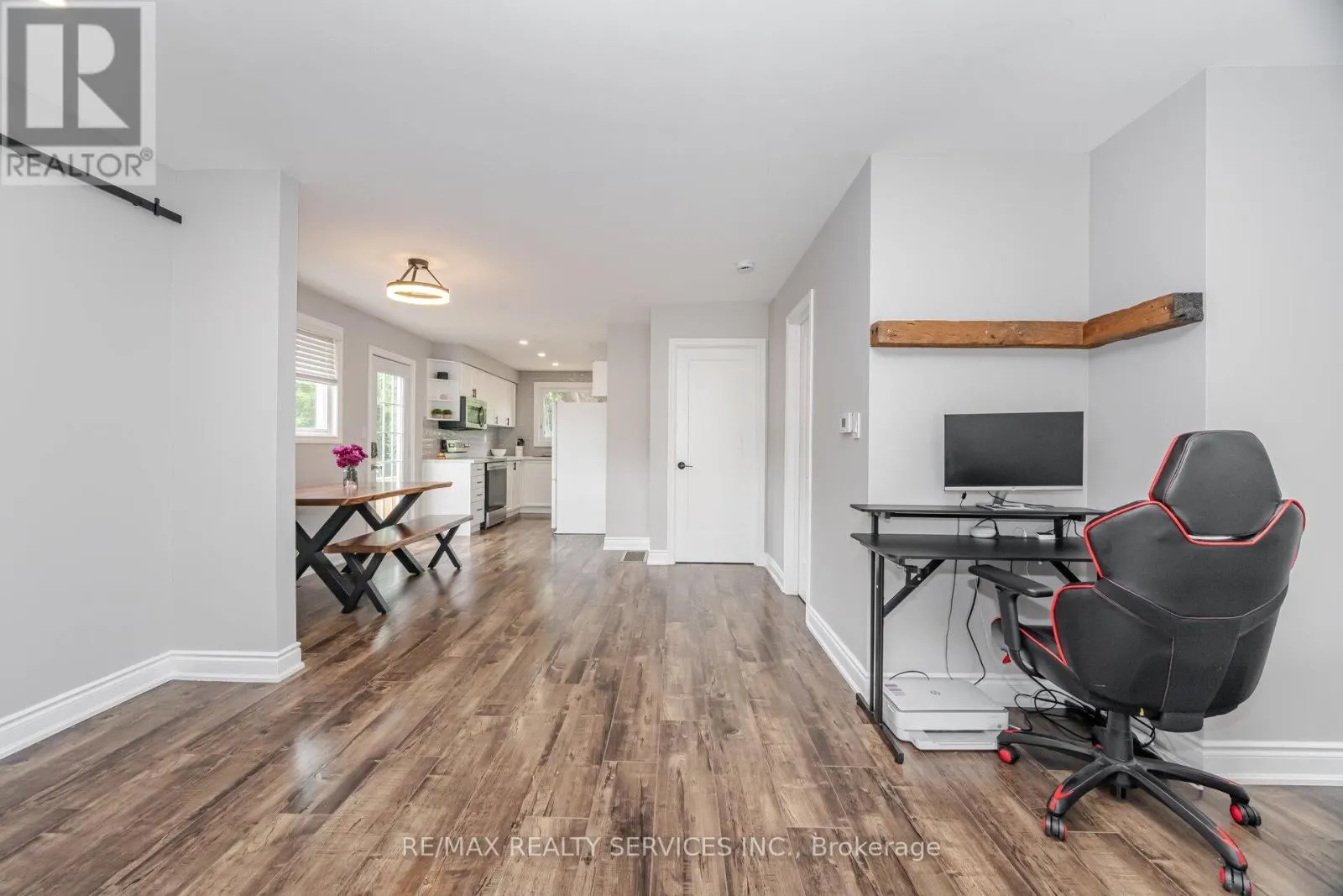 641 DEAUVILLE COURT