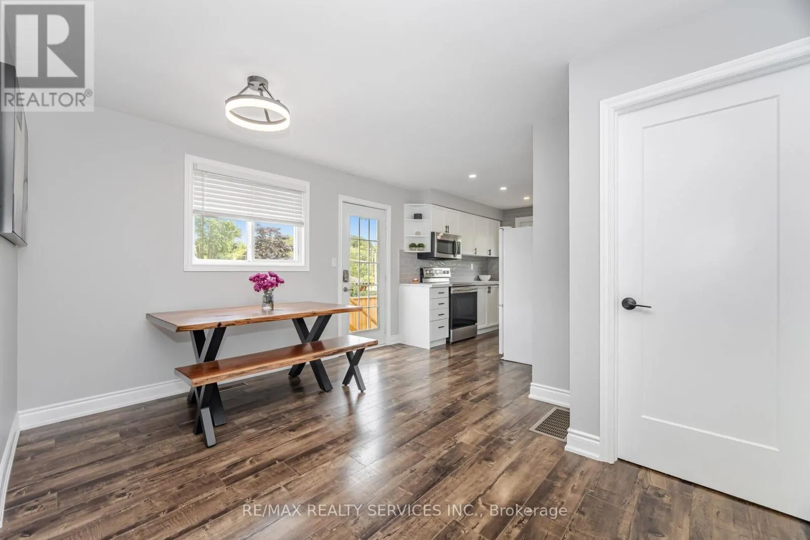 641 DEAUVILLE COURT