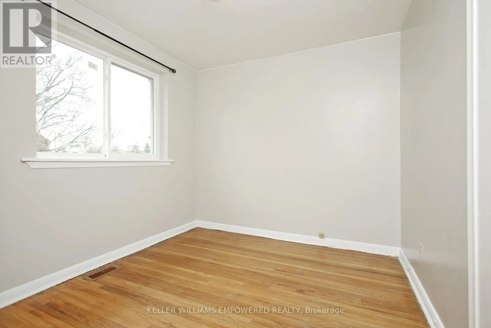 5 TULLOCH DRIVE
