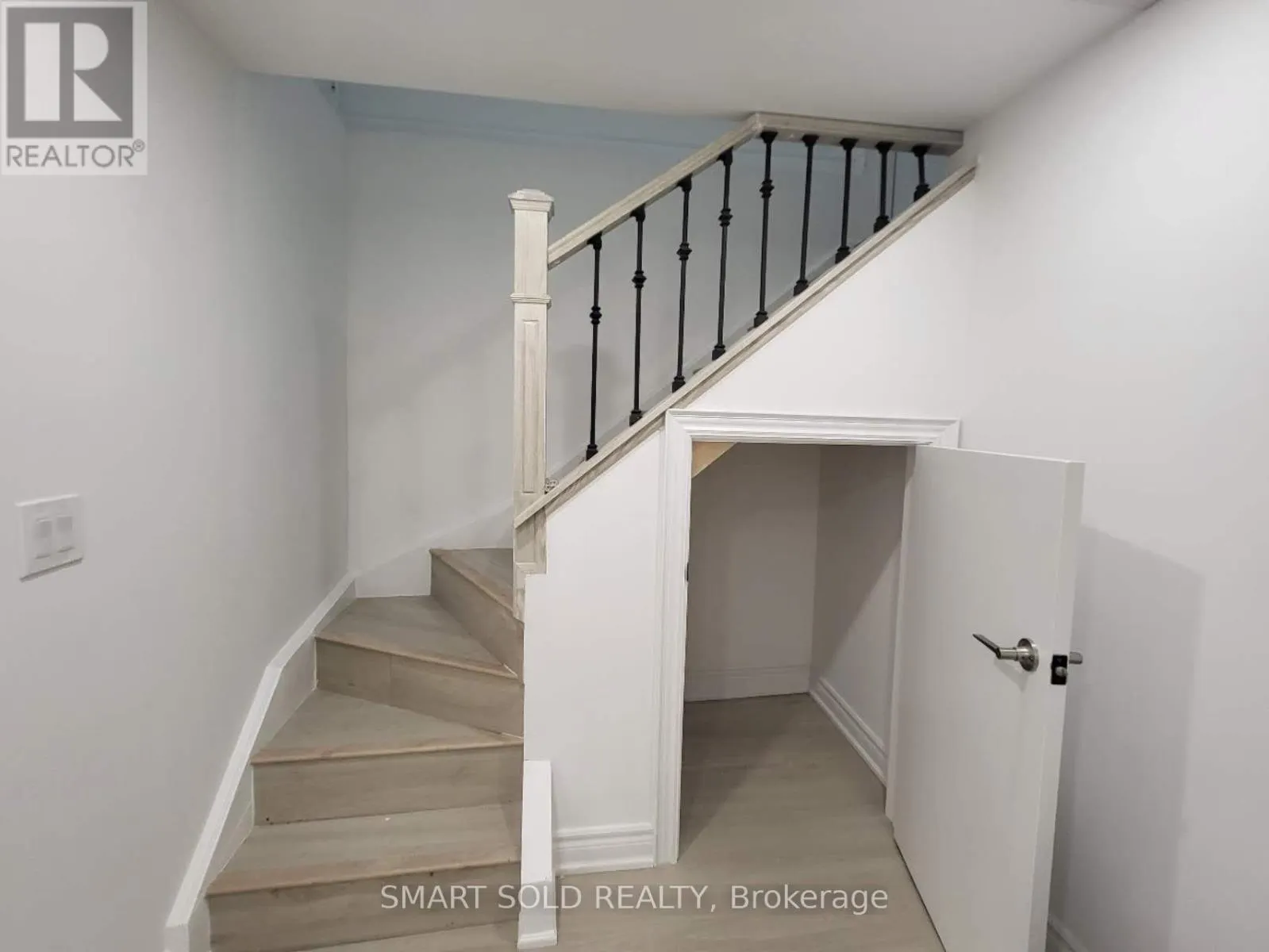 74 HEARNE CRESCENT