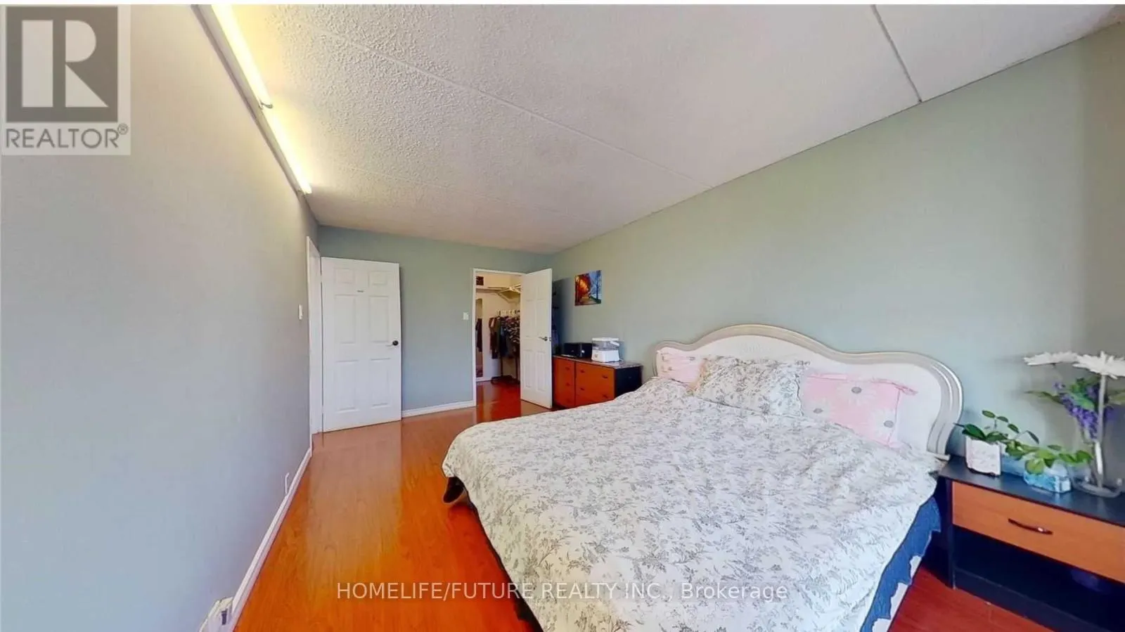 1003 - 2 GLAMORGAN AVENUE
