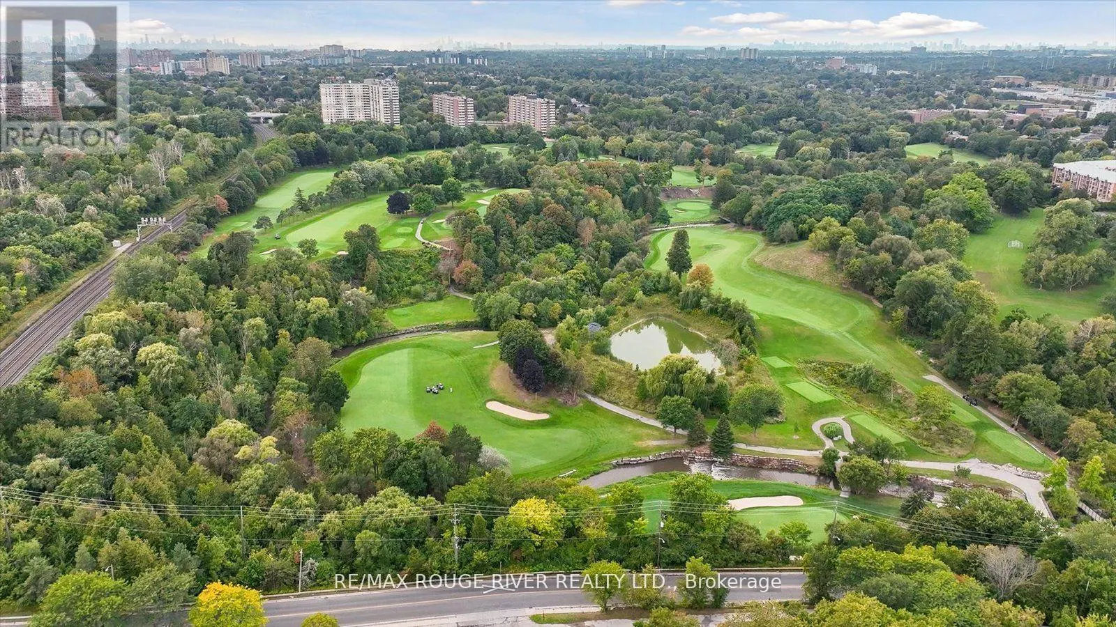 317 - 452 SCARBOROUGH GOLF CLUB ROAD