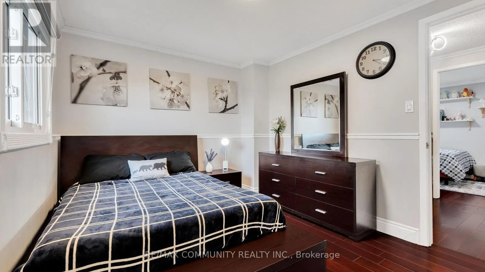2135 THEODEN COURT