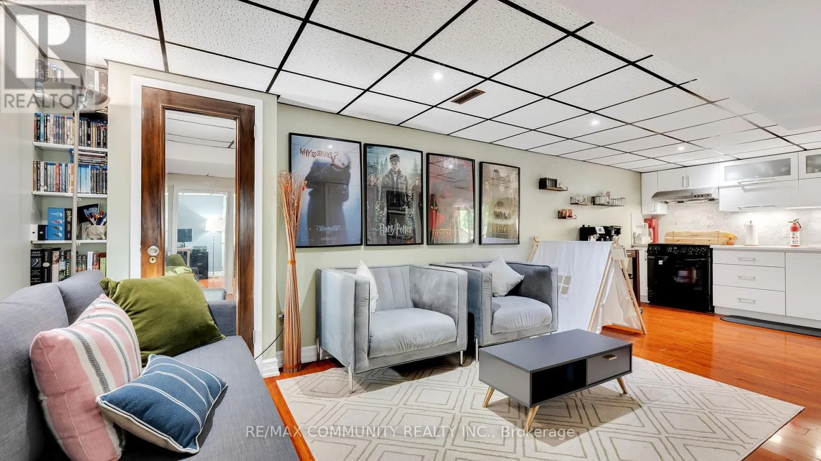 2135 THEODEN COURT