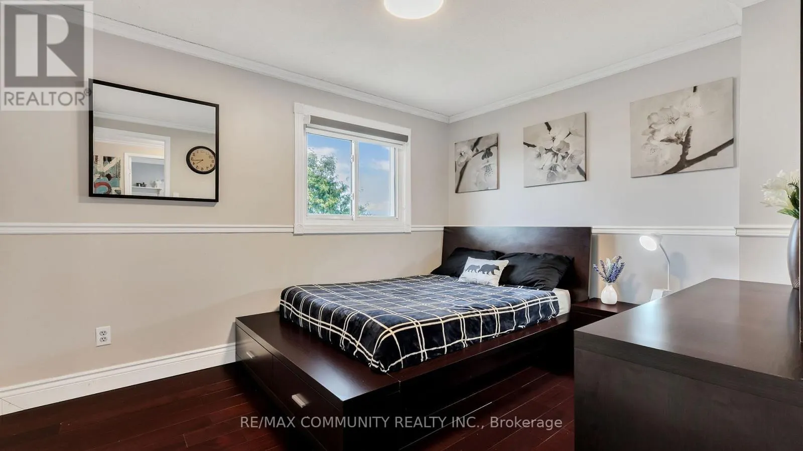 2135 THEODEN COURT