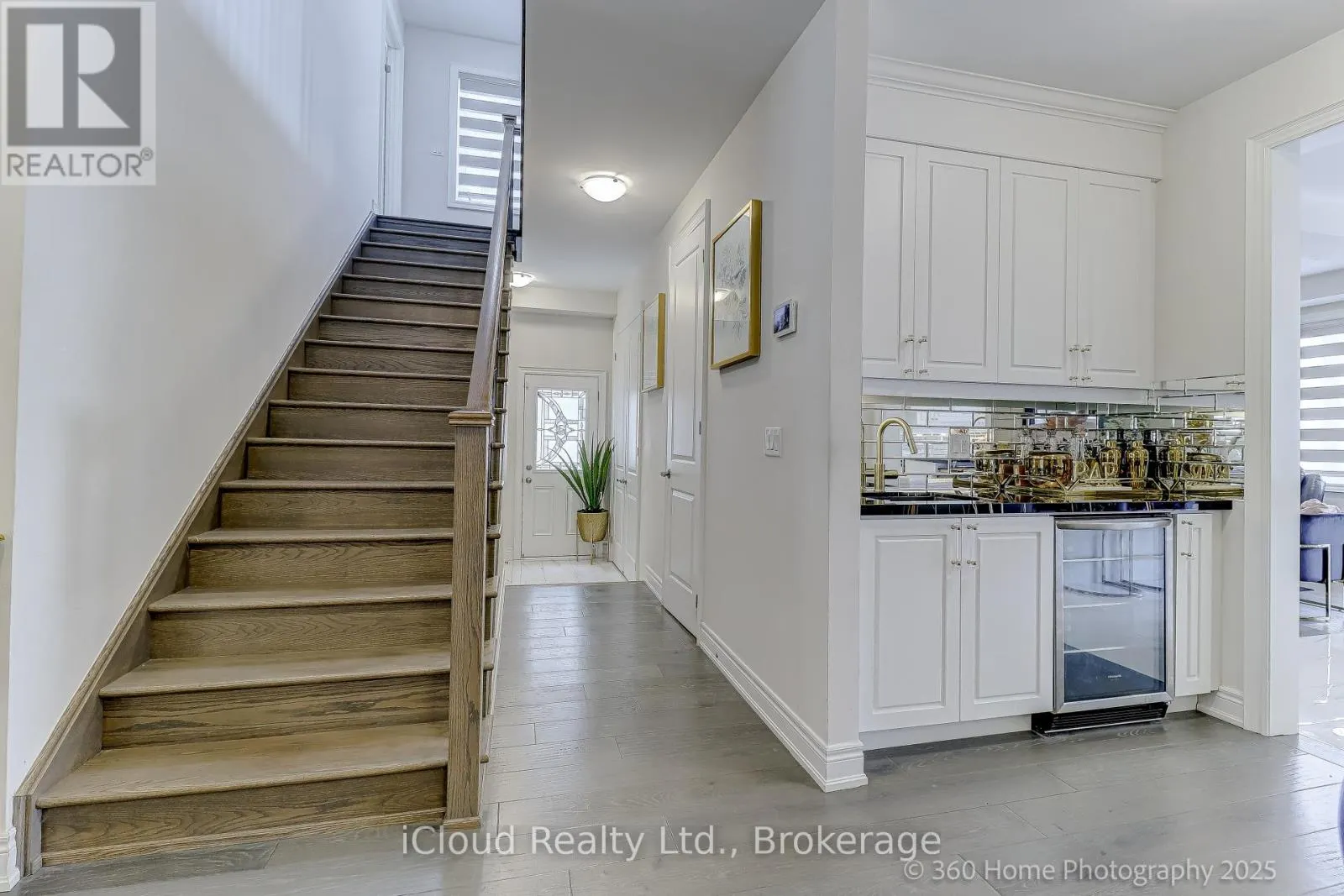 2486 FLORENTINE PLACE