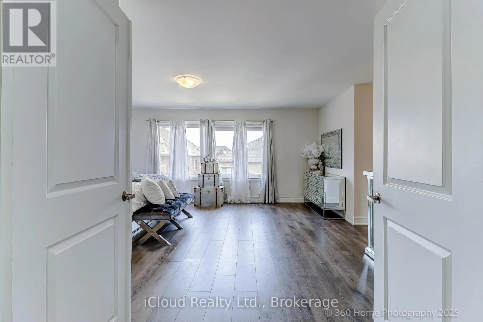 2486 FLORENTINE PLACE