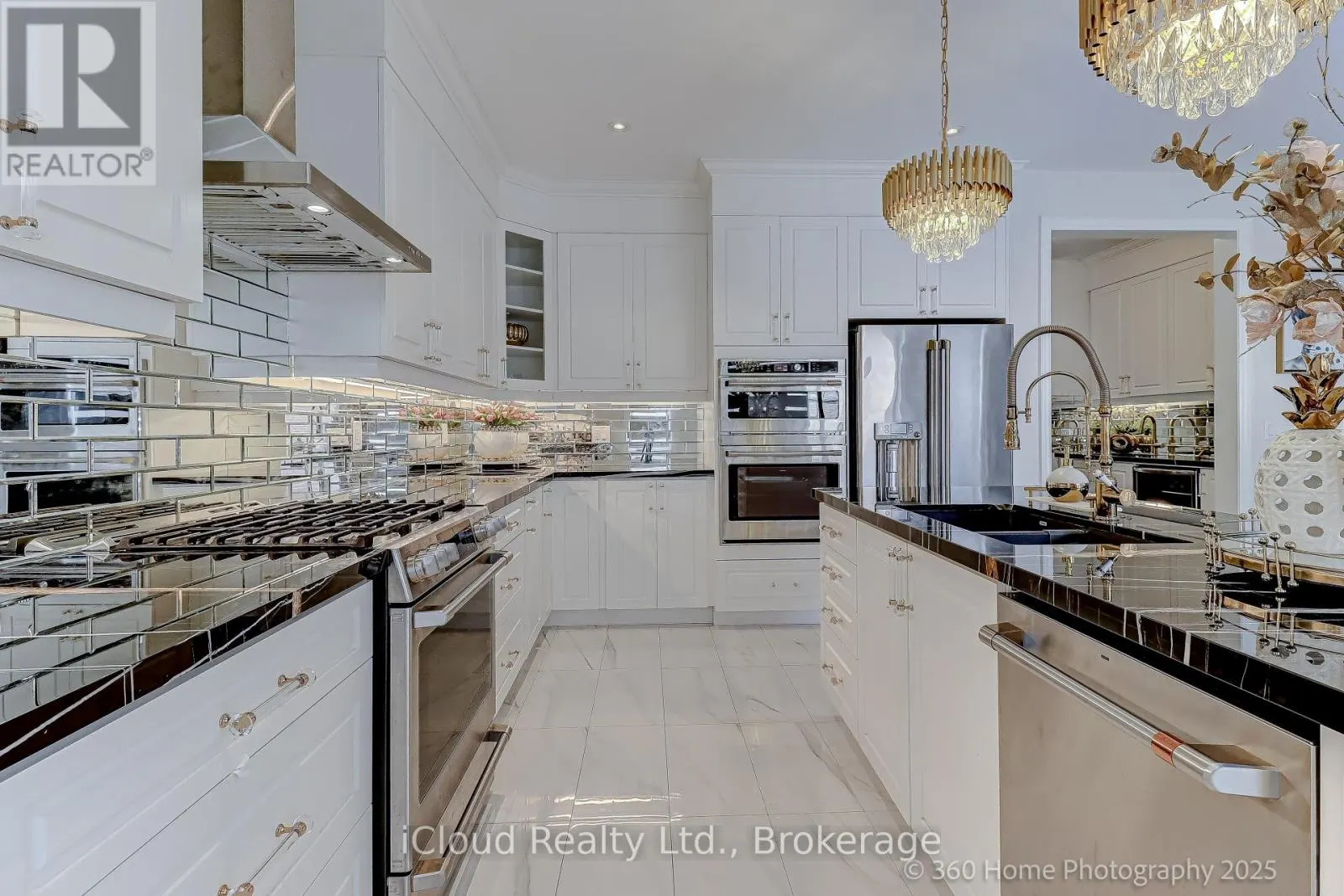 2486 FLORENTINE PLACE
