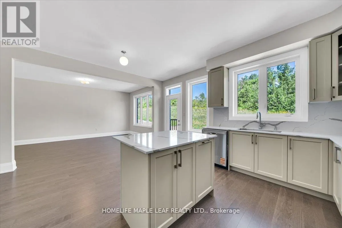 1242 TALISMAN MANOR