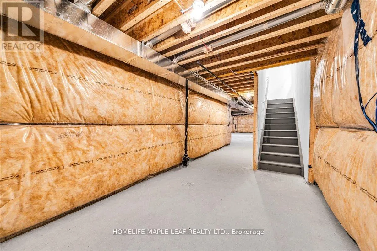 1242 TALISMAN MANOR