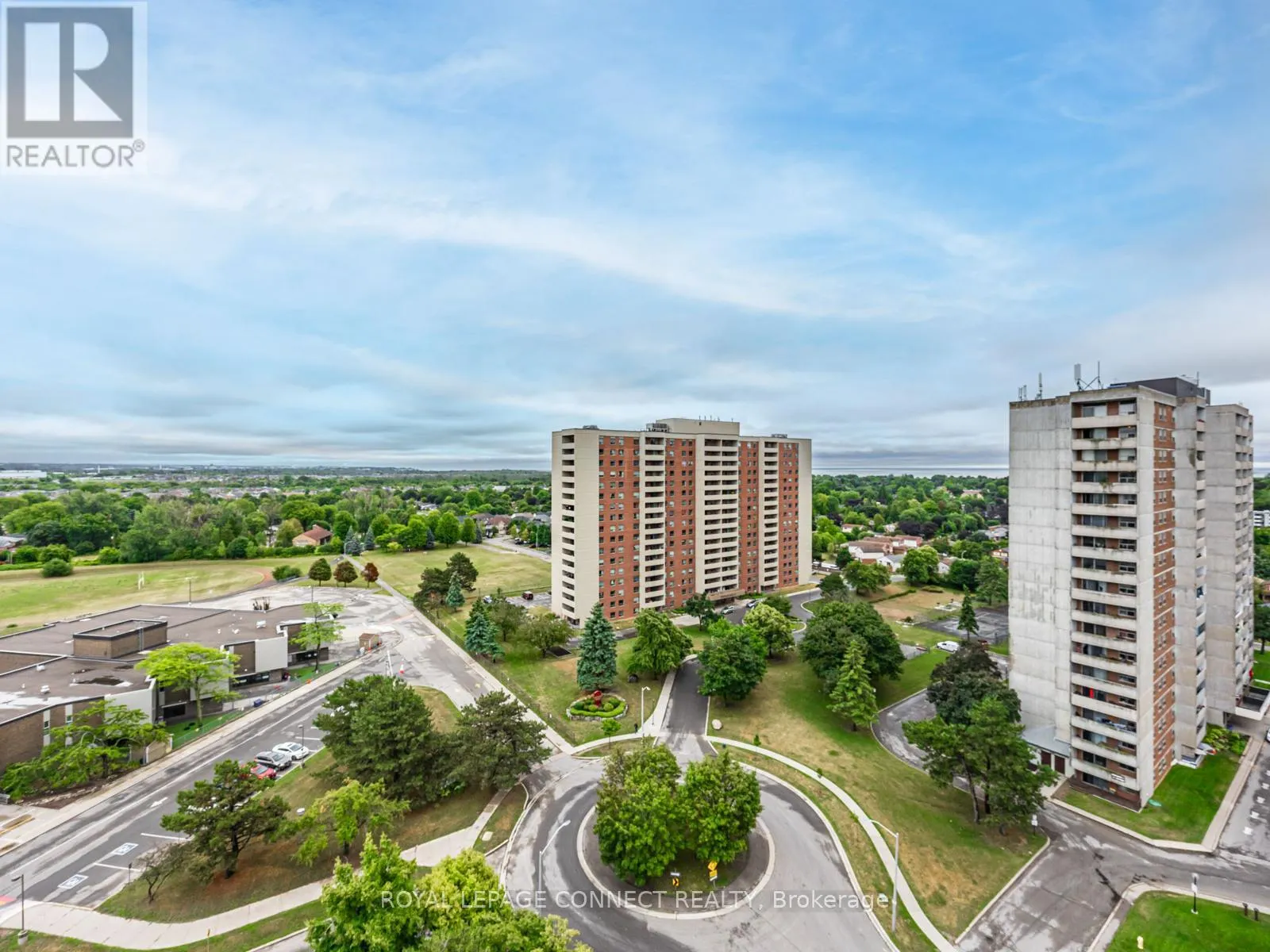 1711 - 44 FALBY COURT