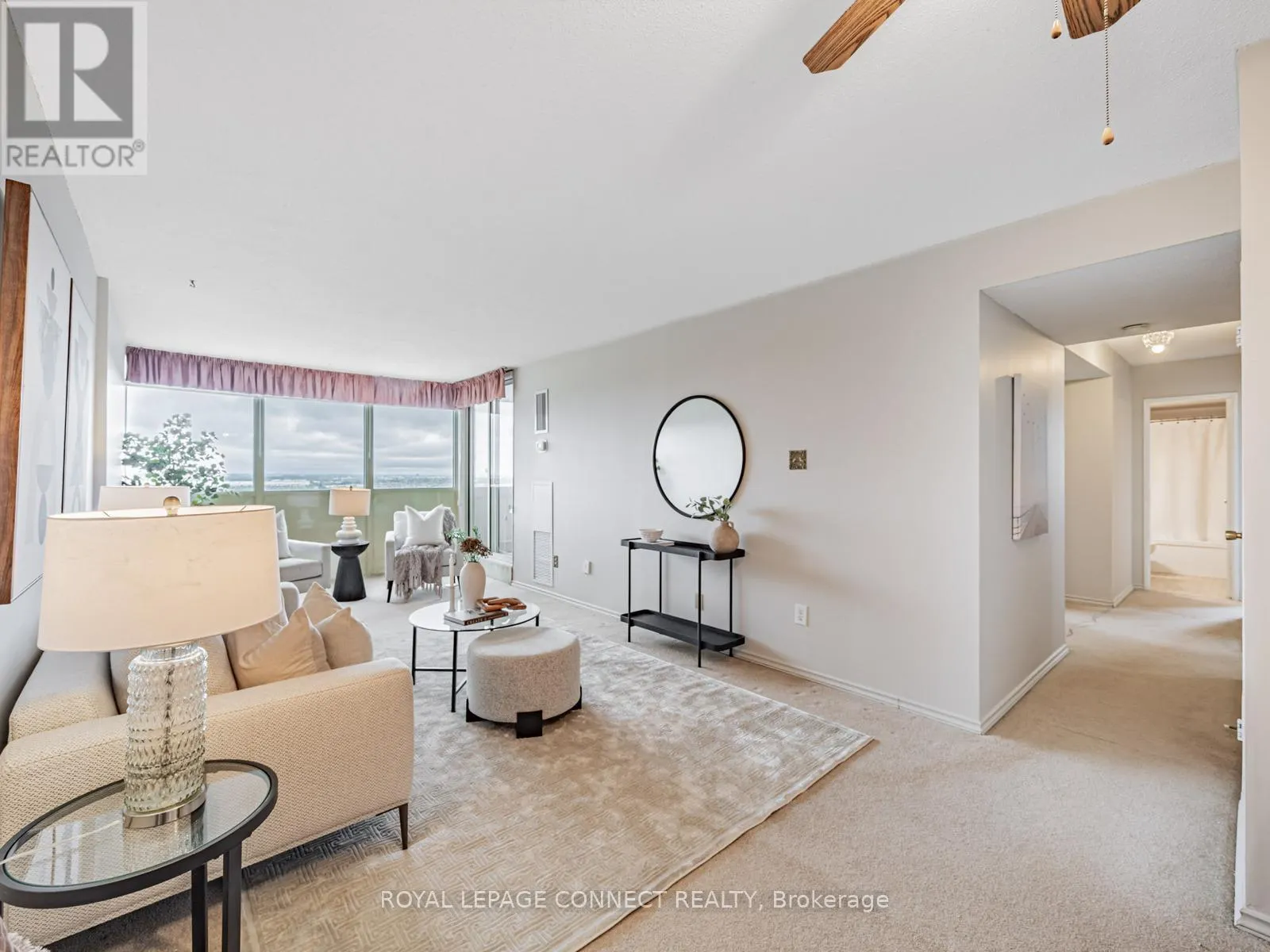 1711 - 44 FALBY COURT