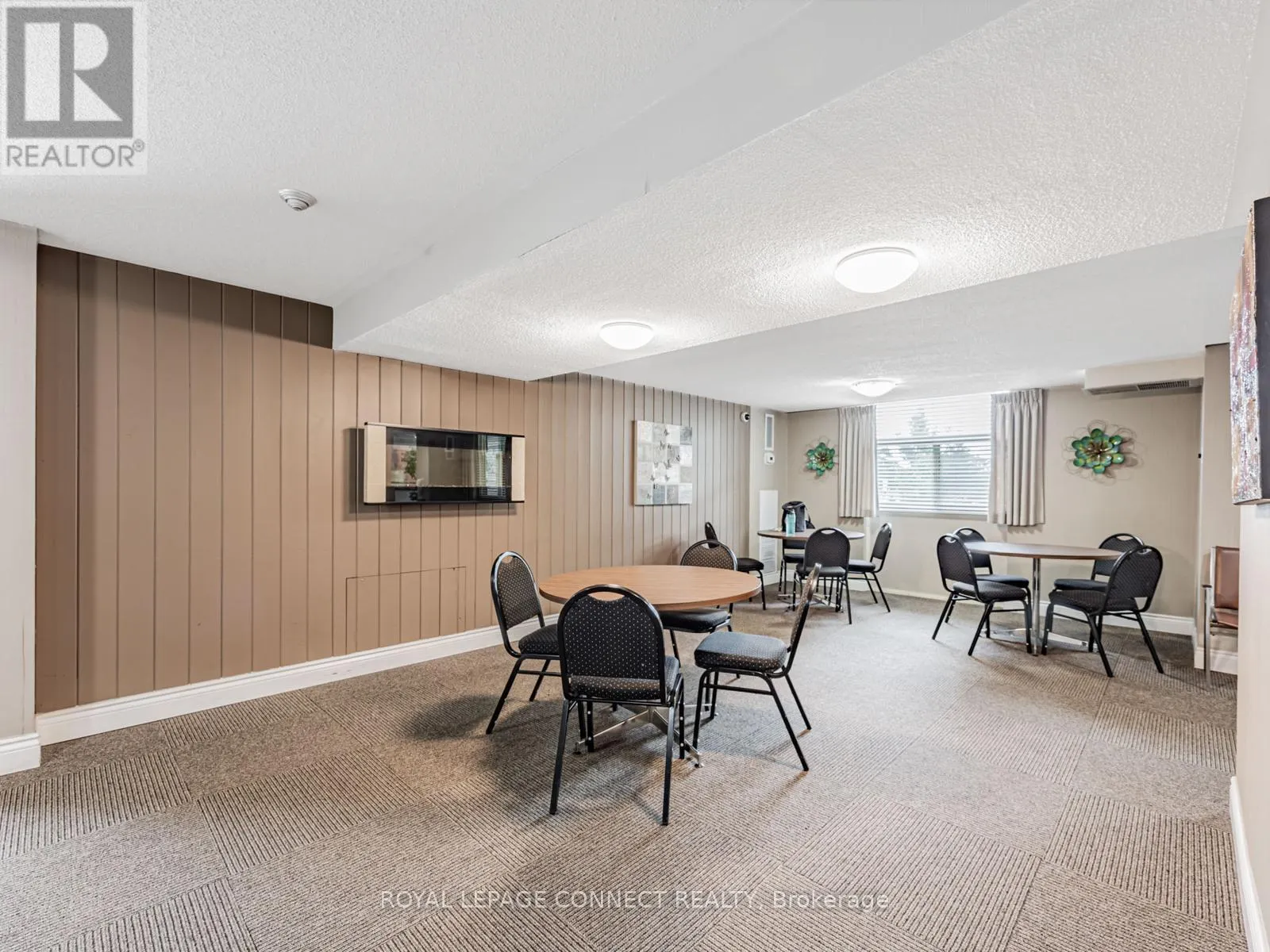 1711 - 44 FALBY COURT