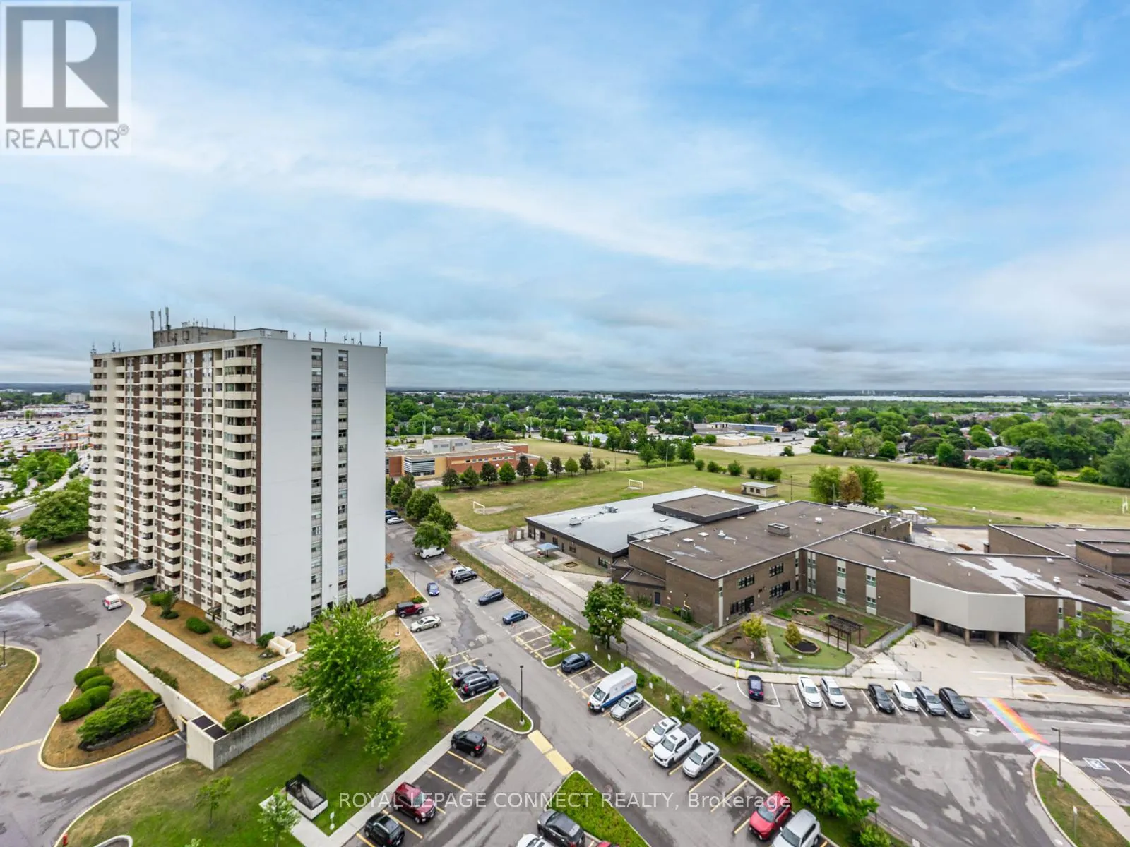 1711 - 44 FALBY COURT
