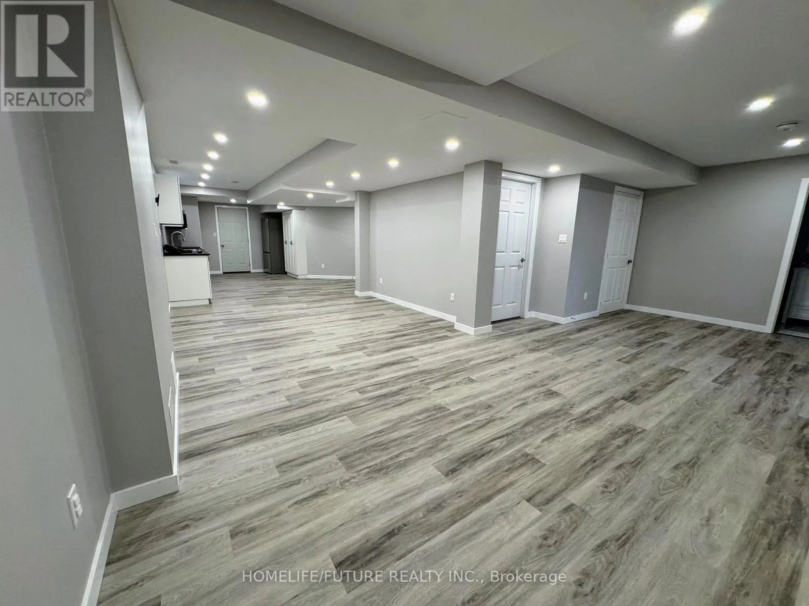 BSMT - 721 AUDLEY ROAD S