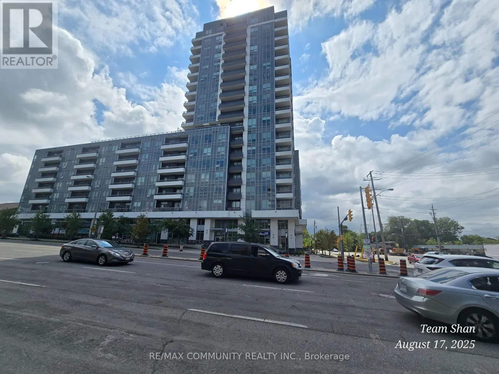 518 - 3121 SHEPPARD AVENUE E