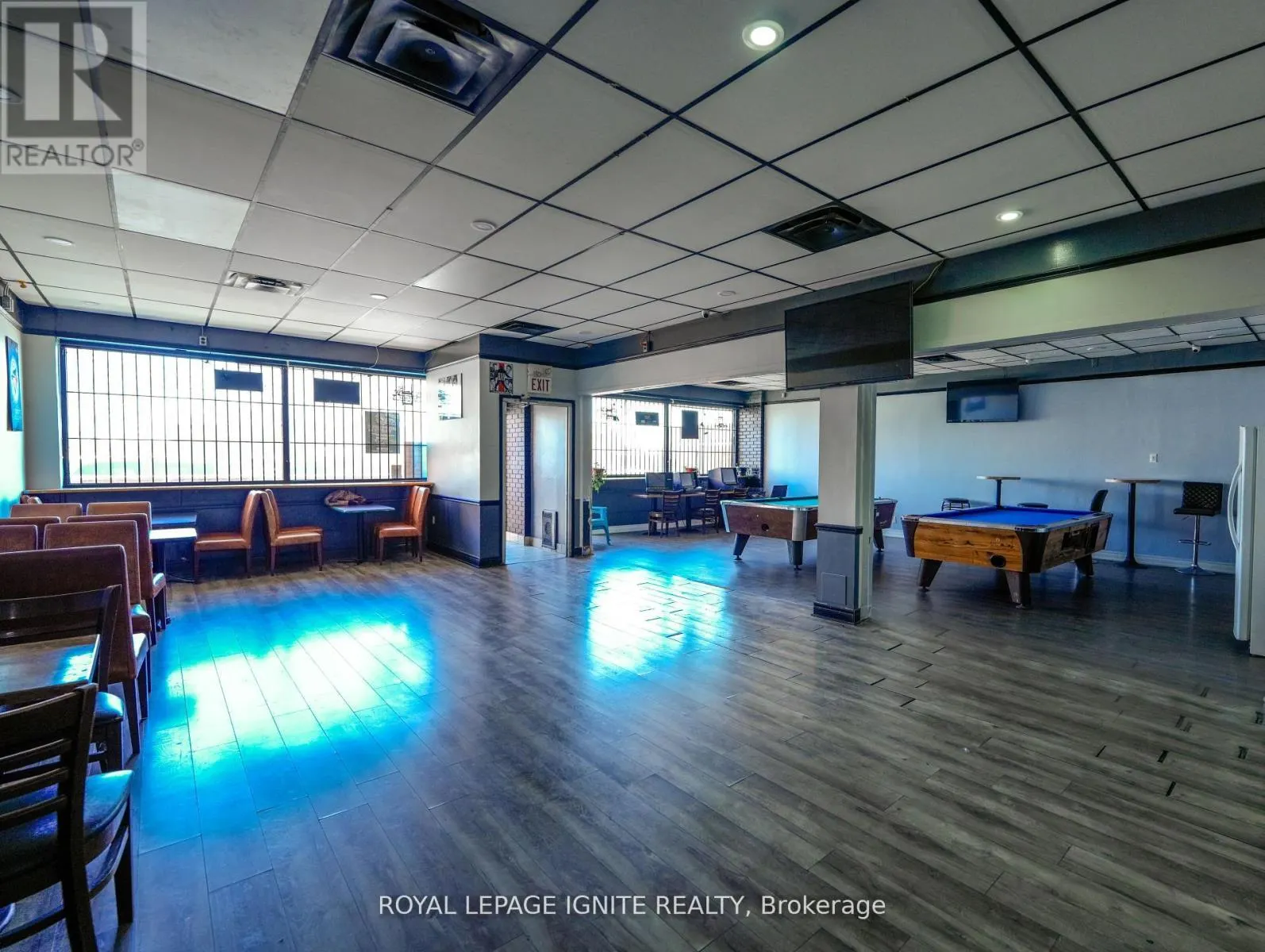 1&2 - 4190 KINGSTON ROAD