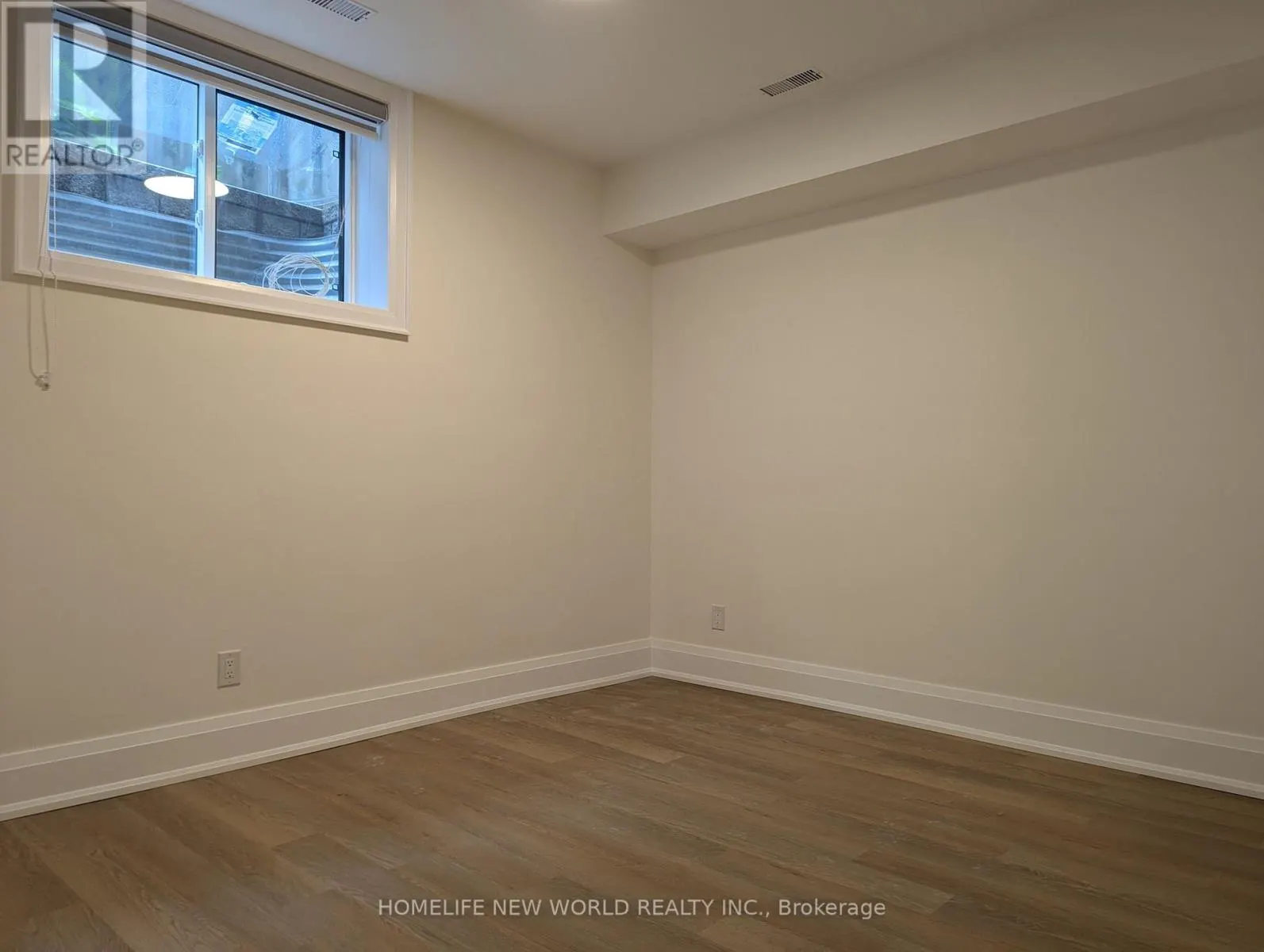 BASEMENT - 32 CANHAM CRESCENT
