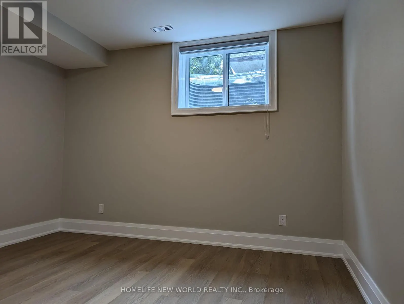 BASEMENT - 32 CANHAM CRESCENT