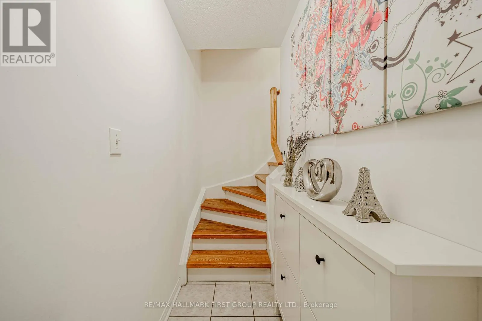 1 - 2790 EGLINTON AVENUE E