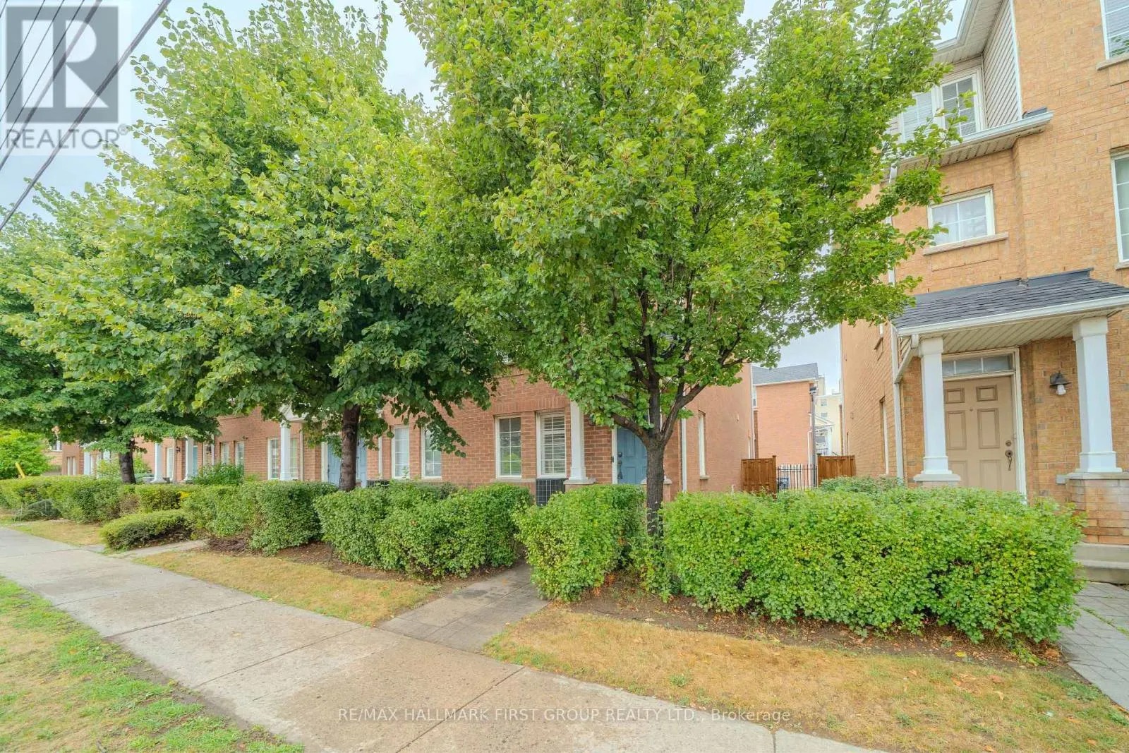 1 - 2790 EGLINTON AVENUE E