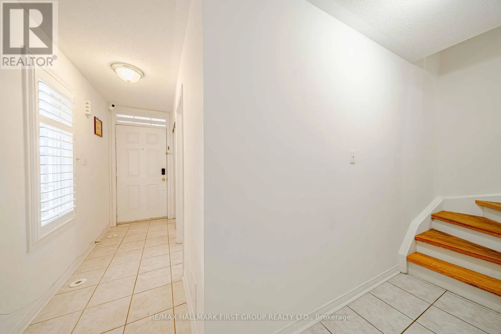 1 - 2790 EGLINTON AVENUE E