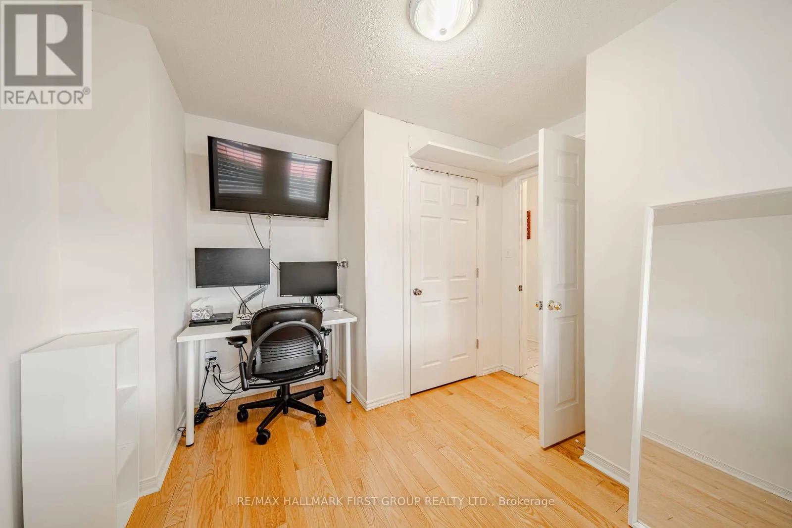 1 - 2790 EGLINTON AVENUE E