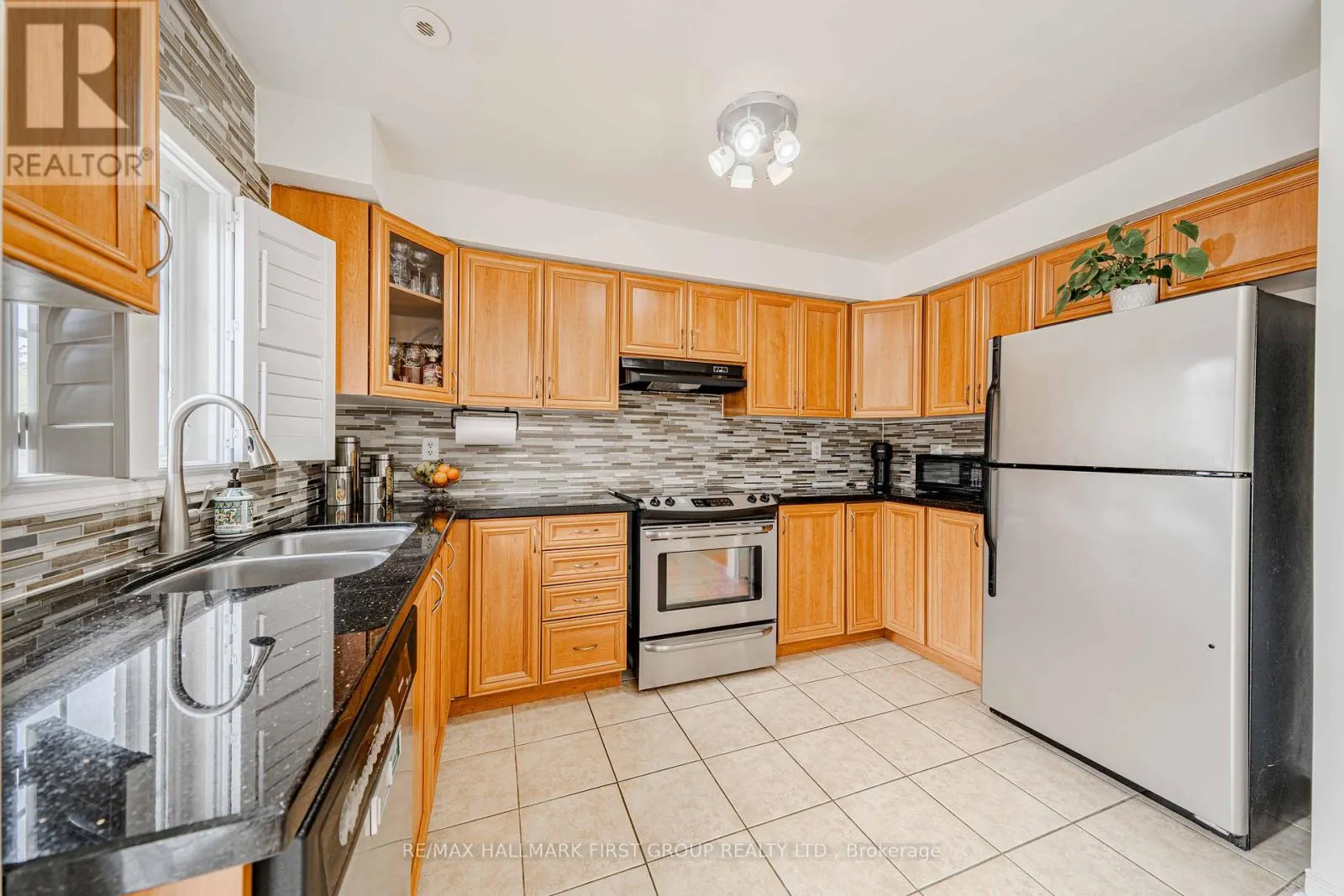 1 - 2790 EGLINTON AVENUE E