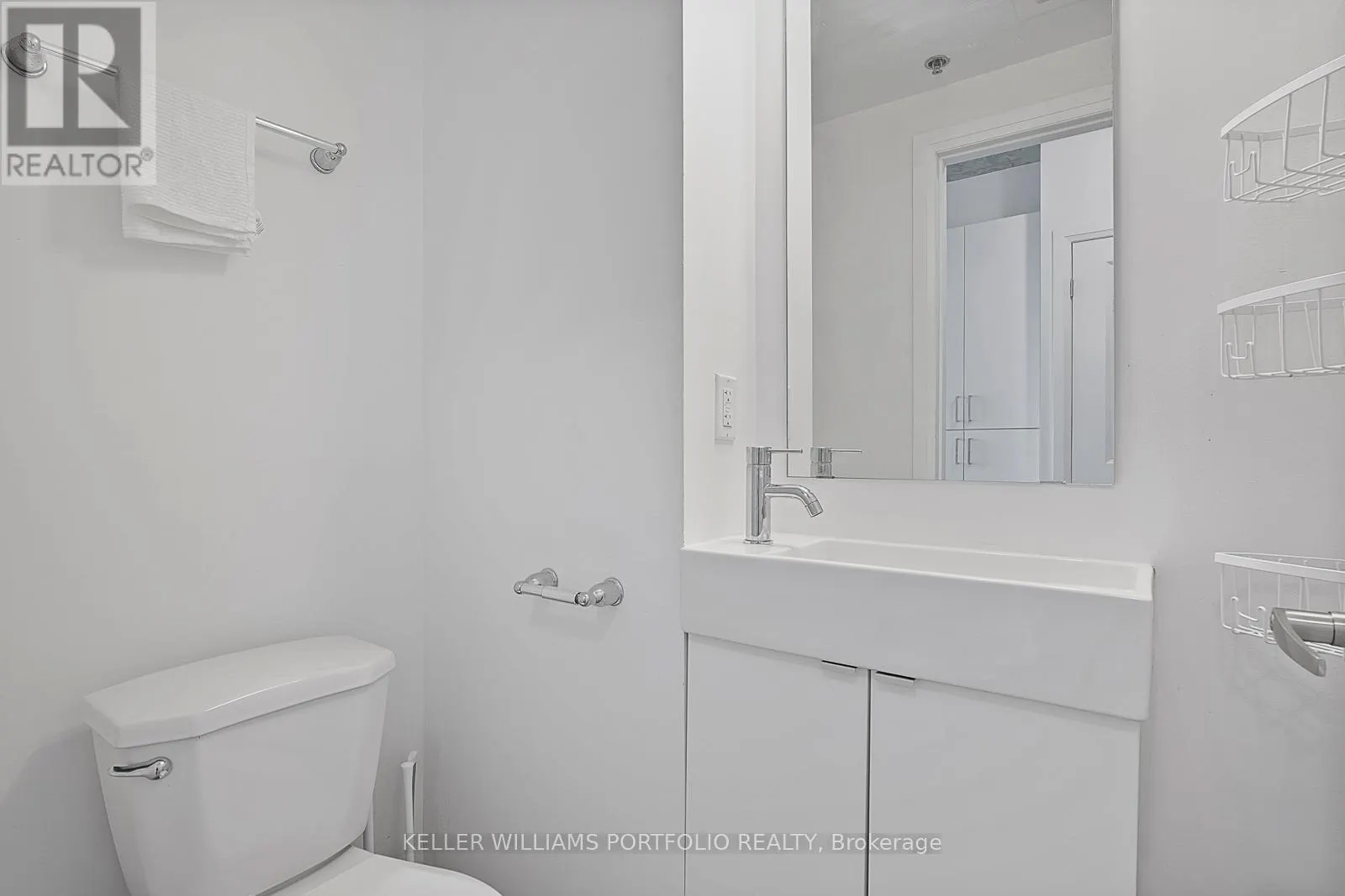 310 - 1900 SIMCOE STREET N