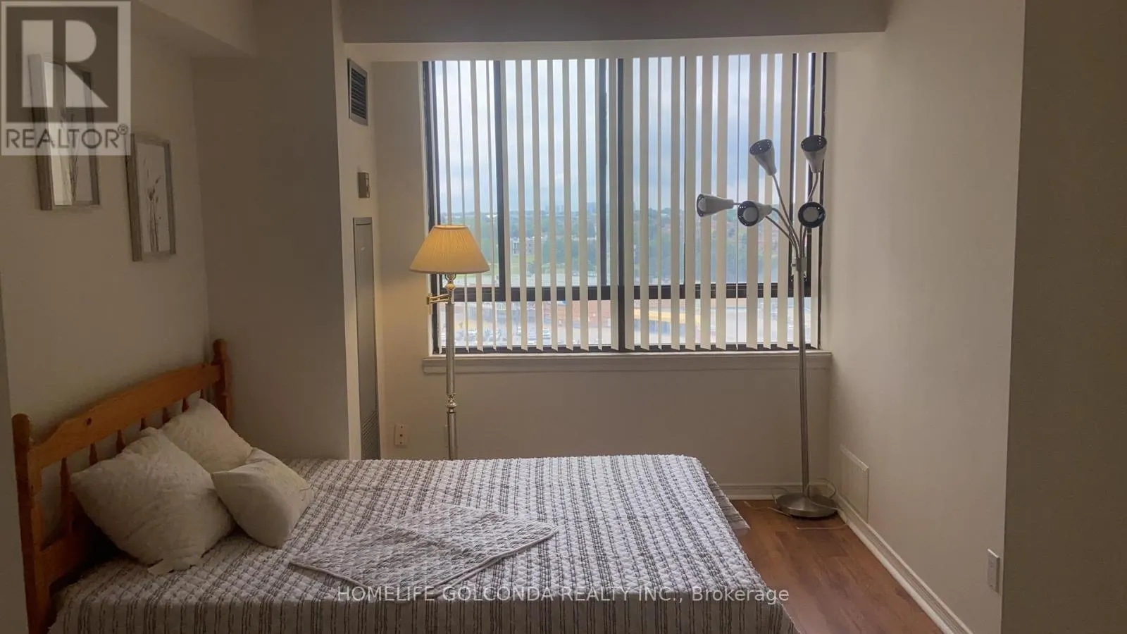 1022 - 75 BAMBURGH CIRCLE