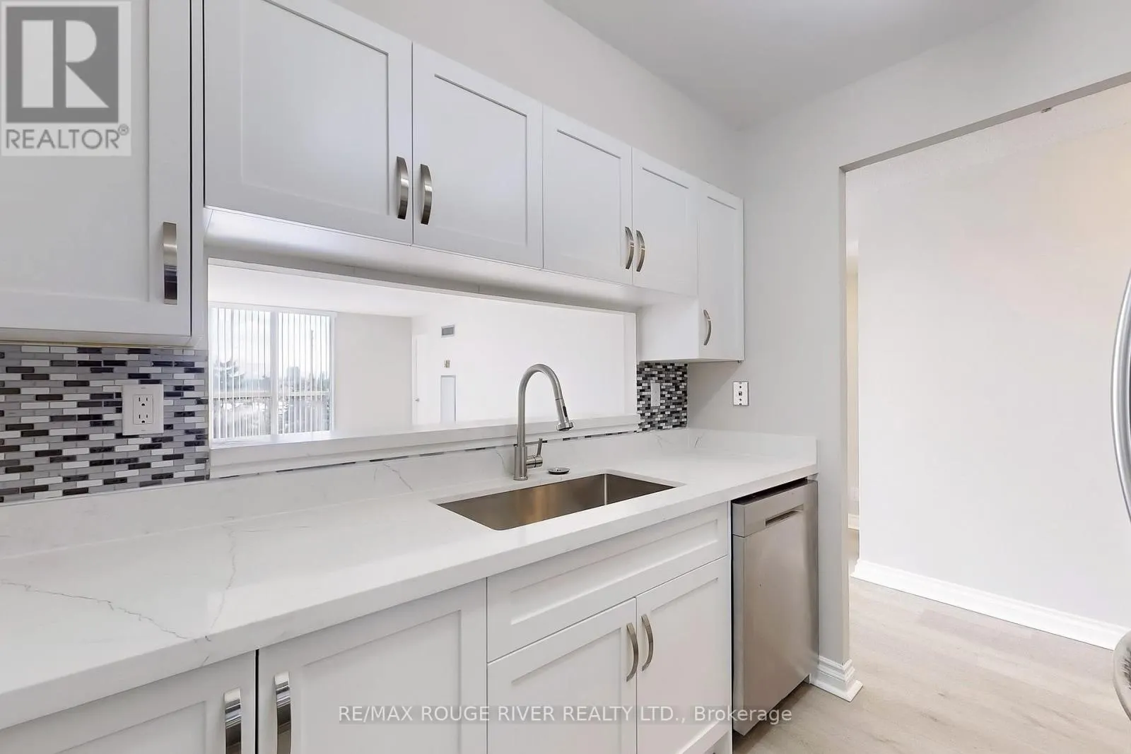 415 - 1665 PICKERING PARKWAY